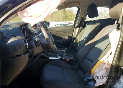 2018 Toyota Yaris Ia z USA, uszkodzony, nr VIN 3MYDLBYV1JY307853